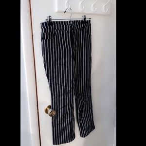 tilly’s striped blank pants